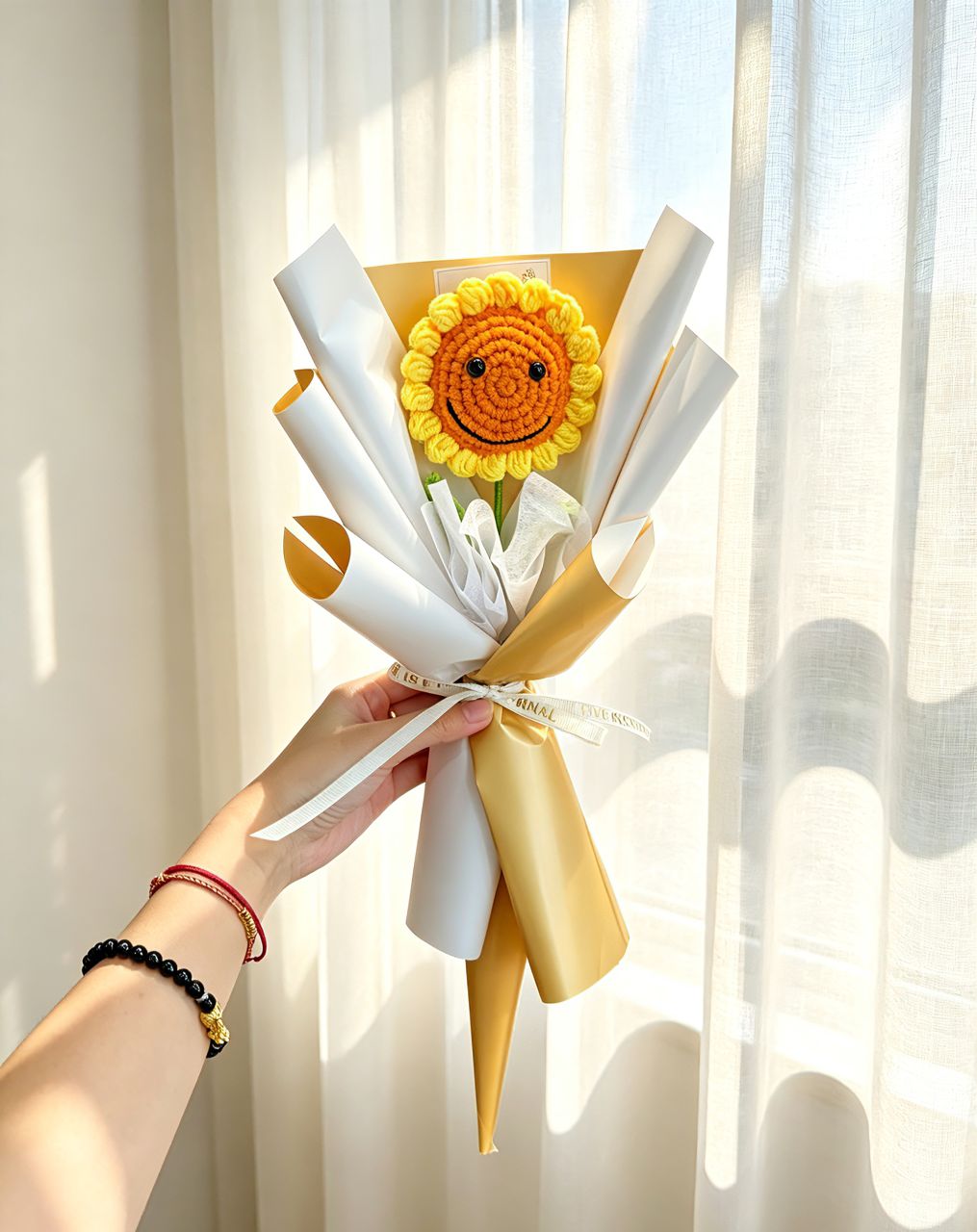 SMILEY SINGLE HANDMADE FLOWER