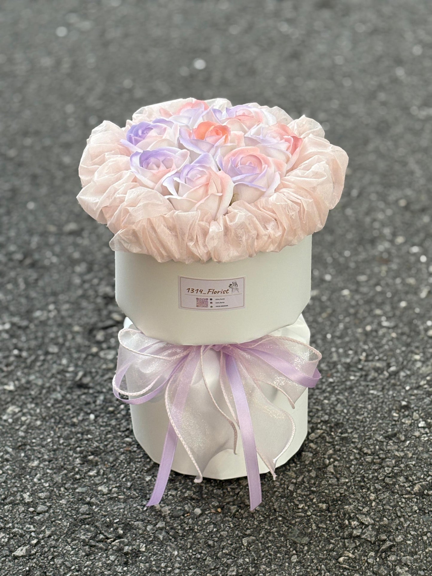 LOVE IN BLOOM (PURPLE PINK)