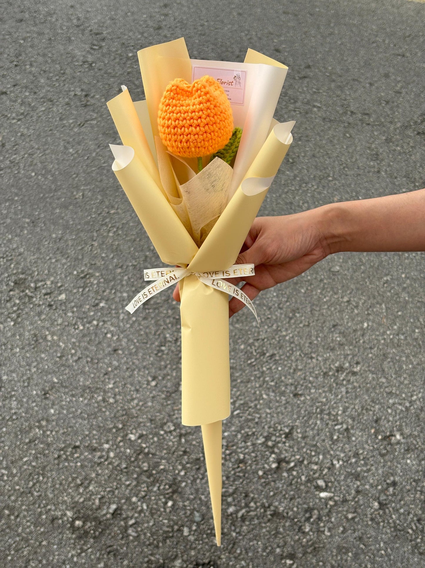 SINGLE HANDMADE TULIP ORANGE