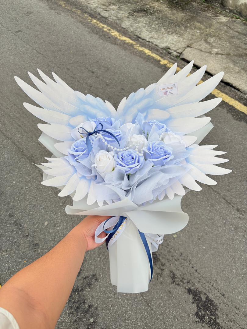 CELESTIAL LOVE (BLUE)