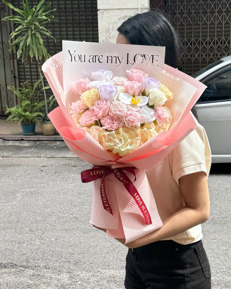 FLORAL BLISS BOUQUET