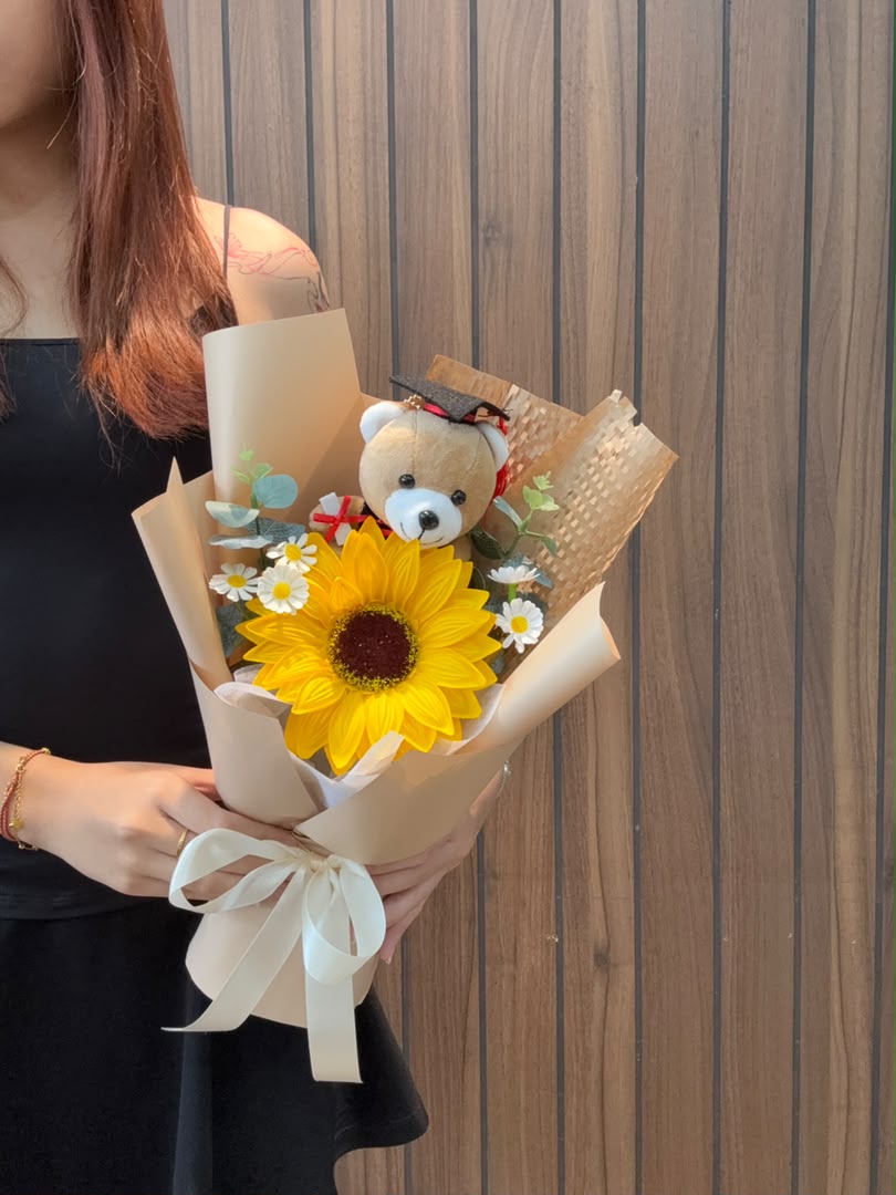 SOL BEAR FLORALS