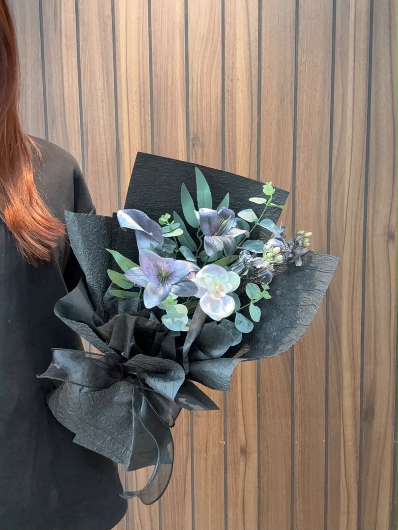 OBSIDIAN BLOOM