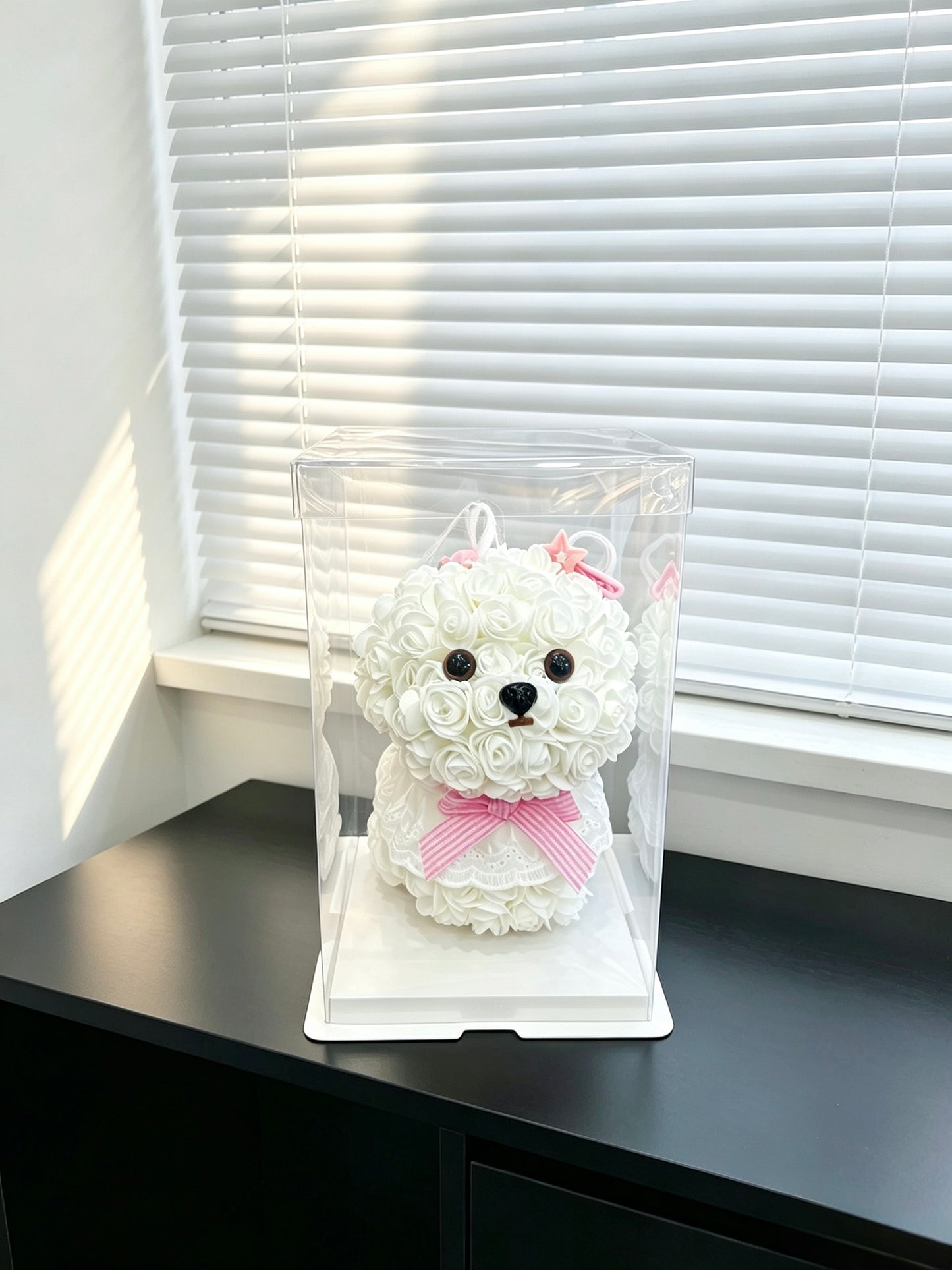 WHITE FLUFFY (PINK)