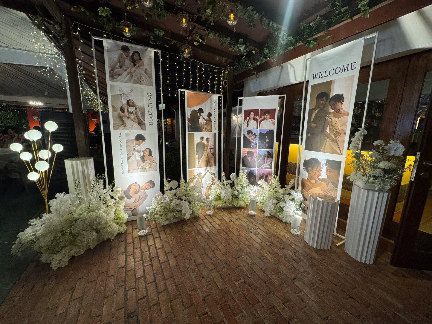 Rent -Stand Arch Square (White )