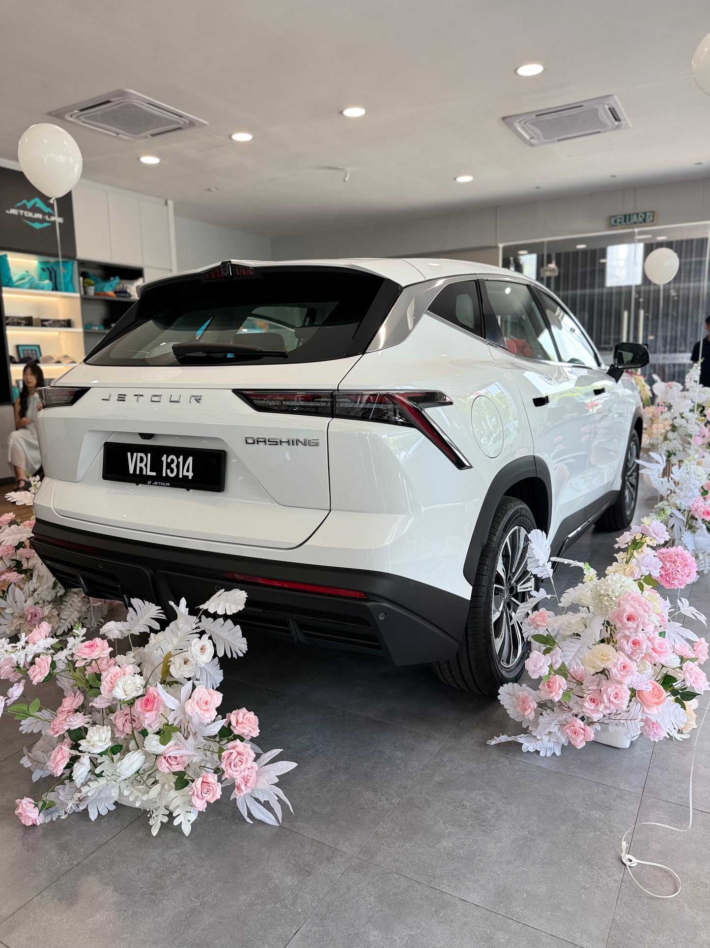 CONGRATULATIONS FOR THE NEW CAR - FLOWER & BALLOON DECO