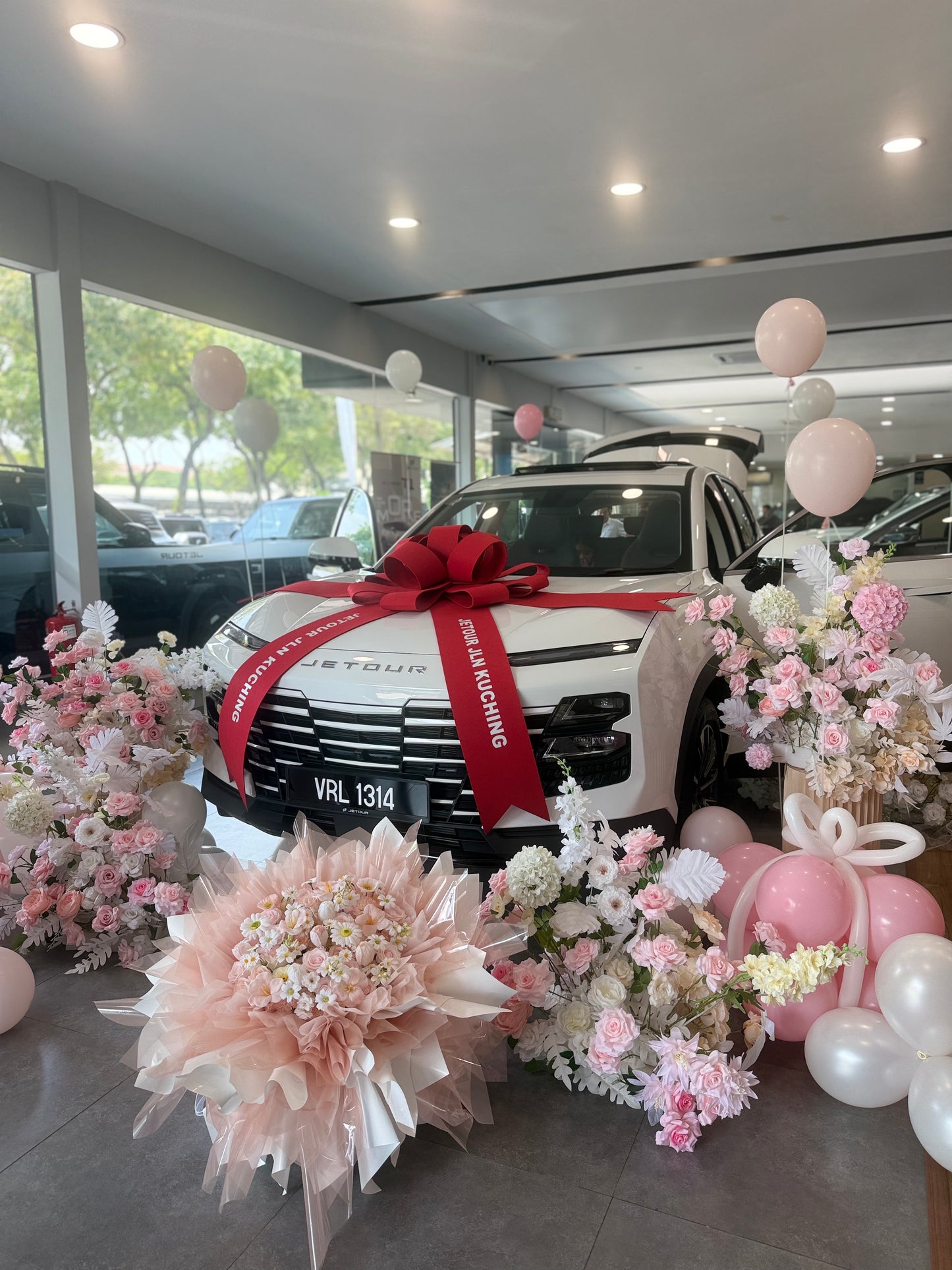 CONGRATULATIONS FOR THE NEW CAR - FLOWER & BALLOON DECO