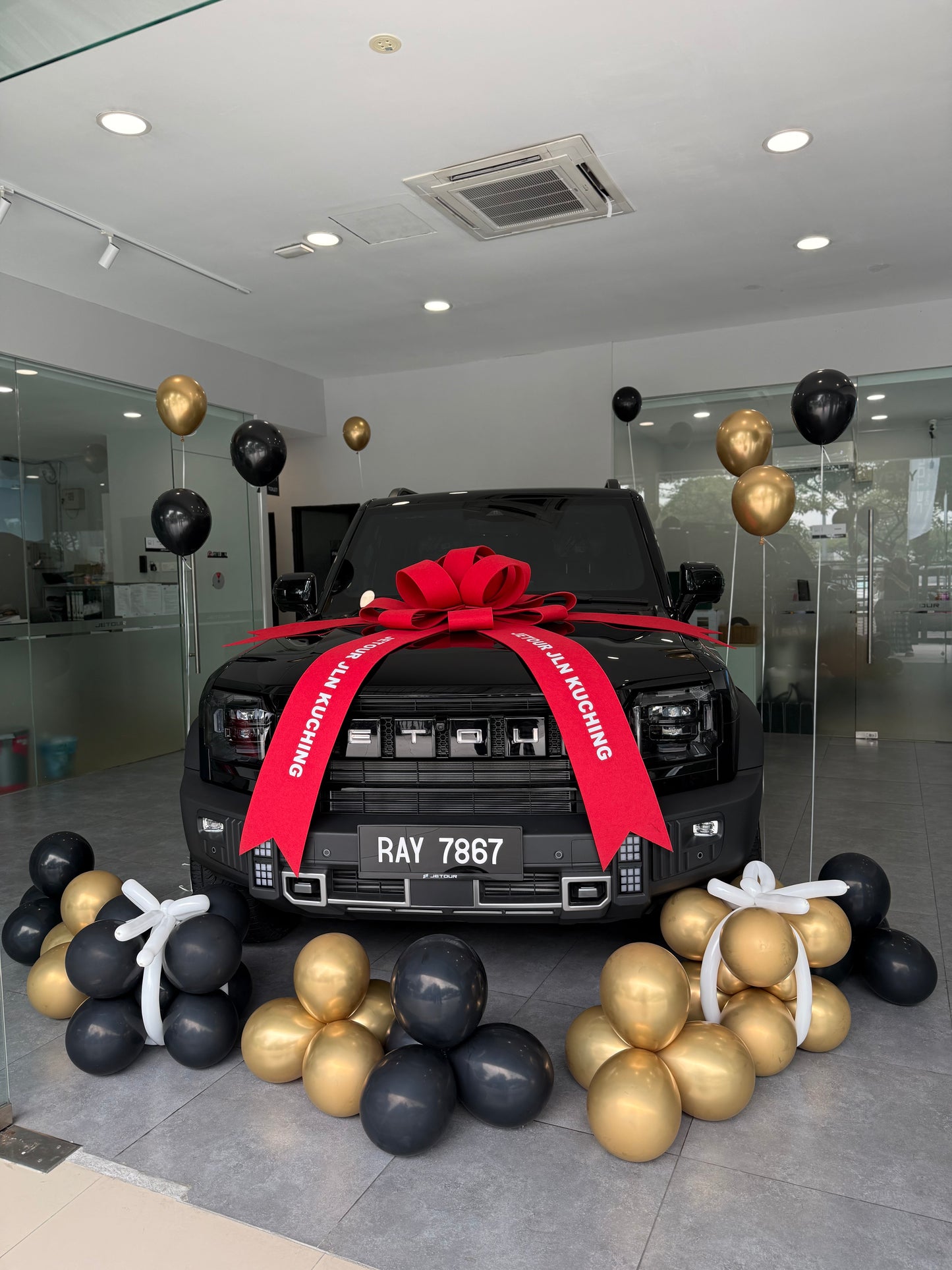 CONGRATULATIONS FOR THE NEW CAR - BALLOON DECO (BLACK GOLD)