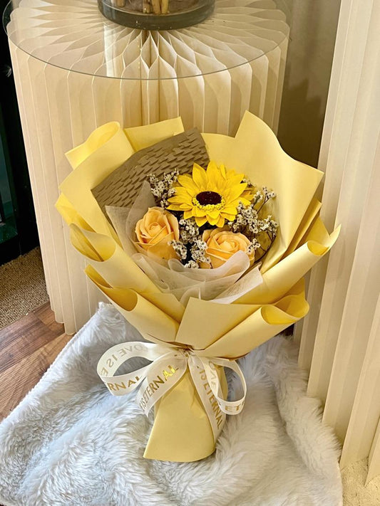 POMEGRANATE BLOSSOM DANCING IN AUTUMN YELLOW