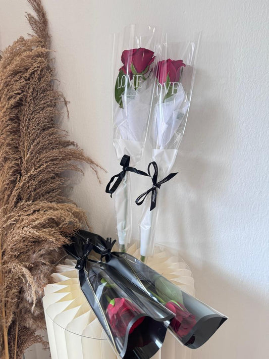 SINGLE FRESH RED ROSE