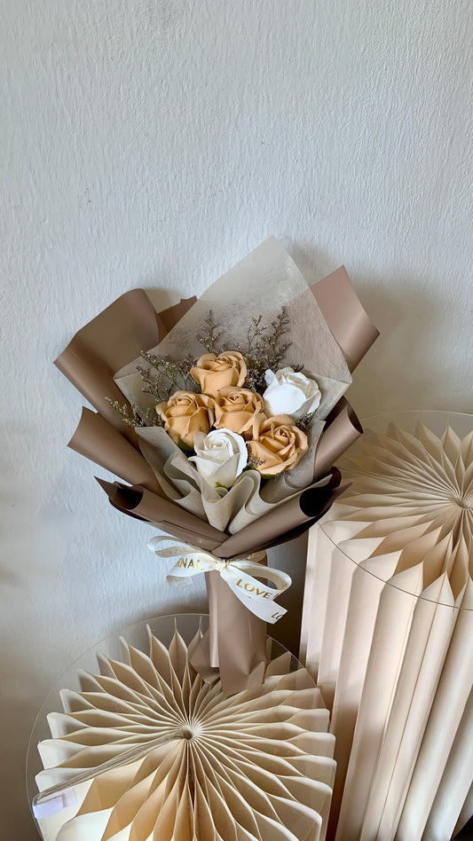 WARM BROWN BOUQUET