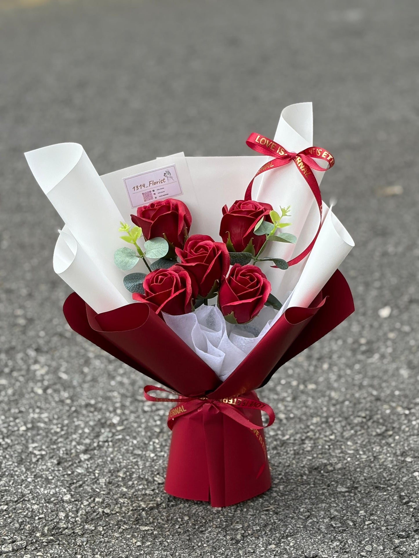 VINTAGE VOW (RED)
