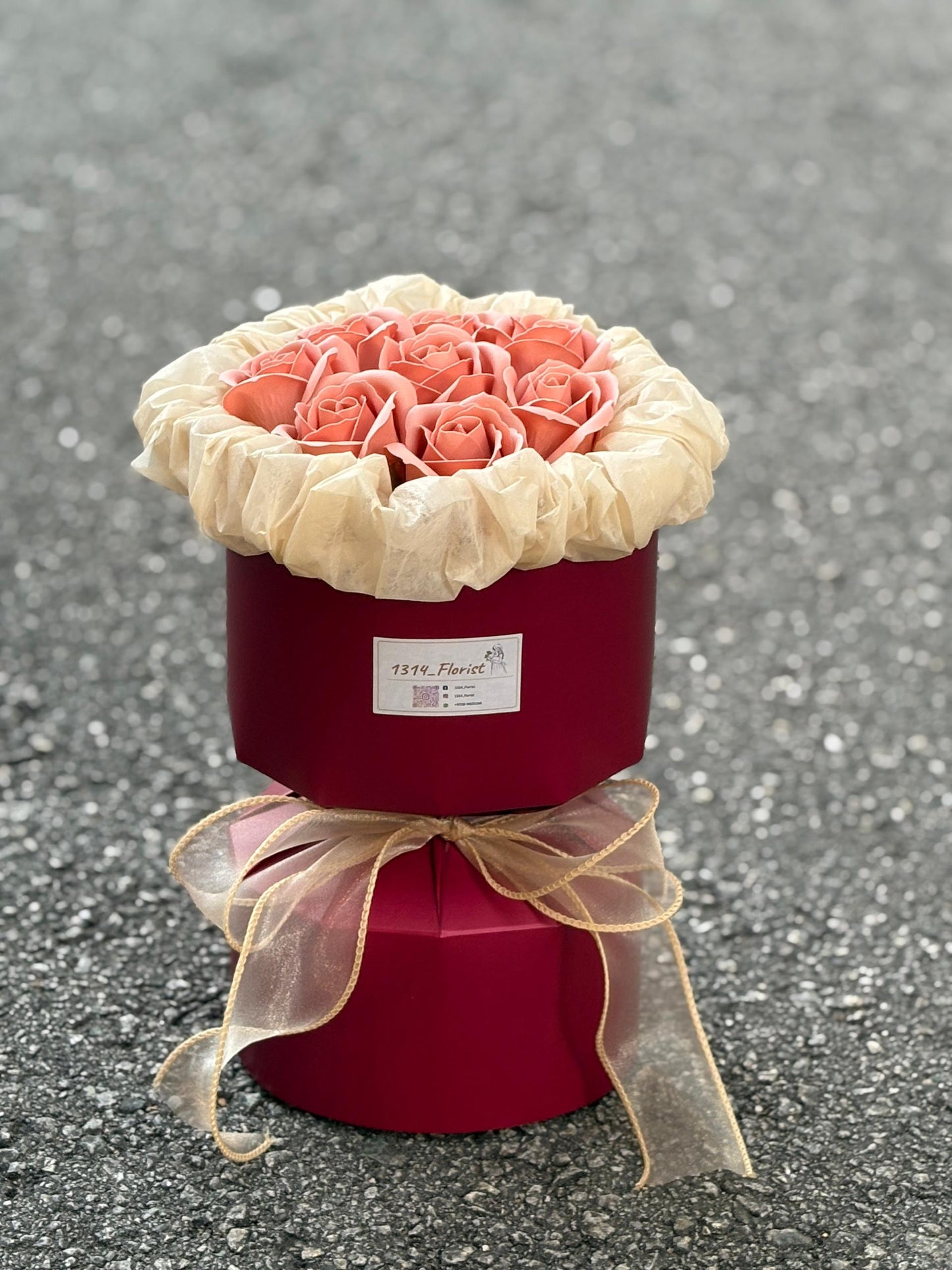 LOVE IN BLOOM (SALMON PINK)