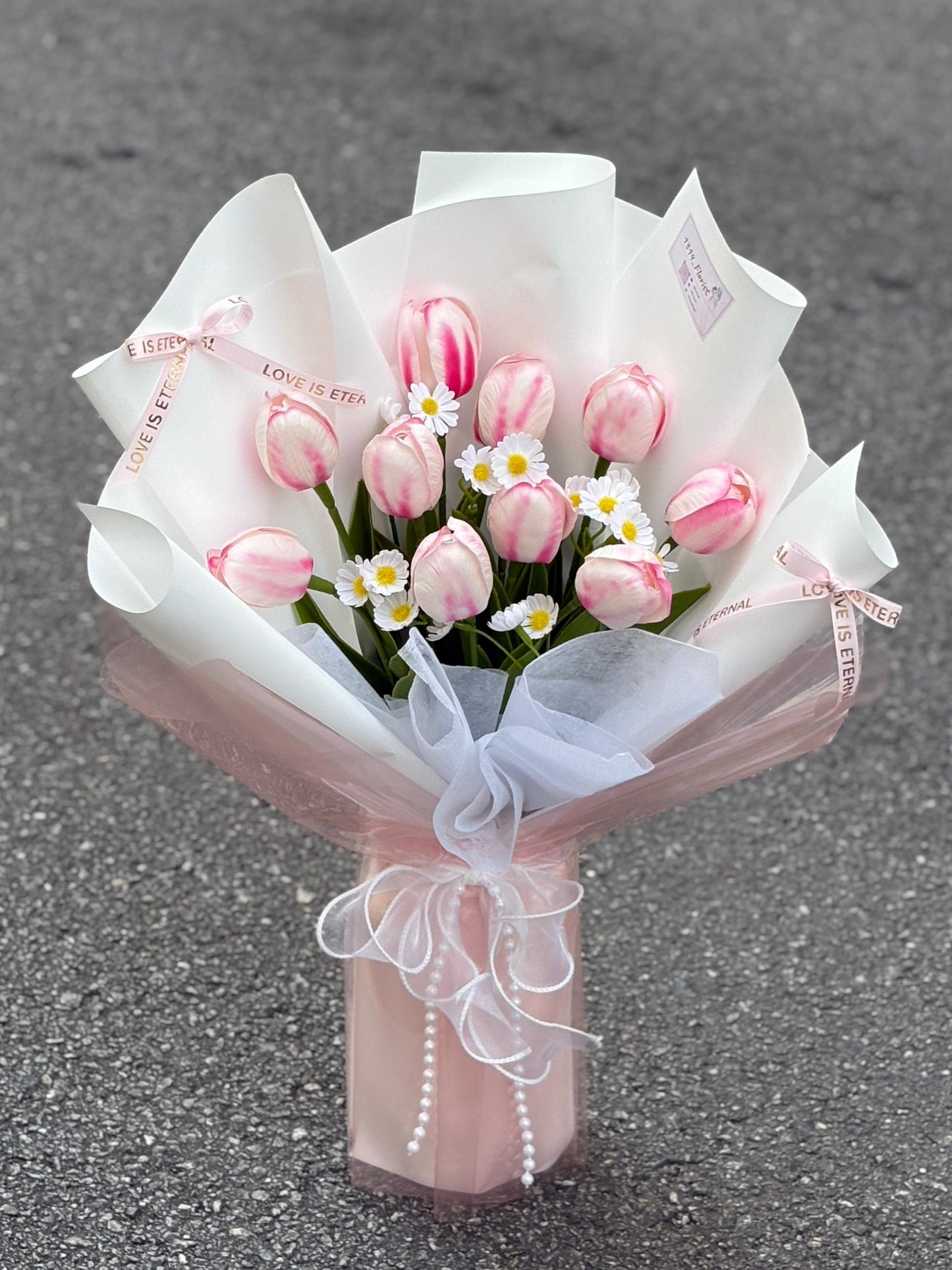 TULIP LOVE