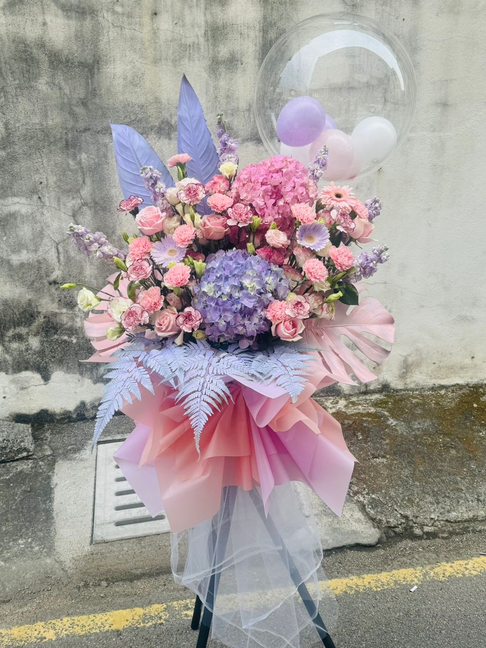 GRAND OPENING FLOWER STAND - GRACEFUL START