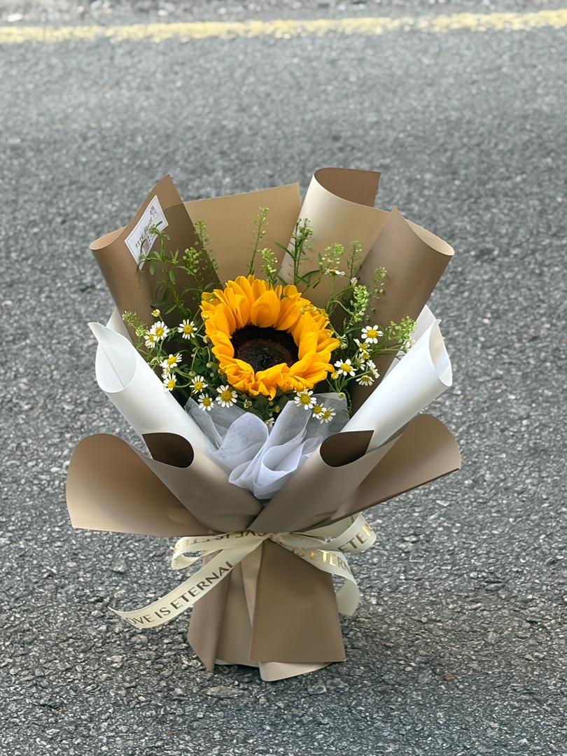 LITTLE SUNSHINE BOUQUET