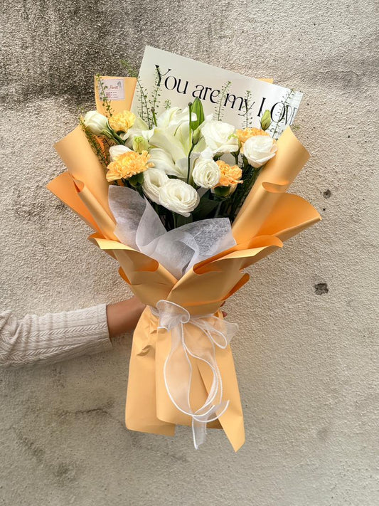 LILY'S BOUQUET (ORANGE MIX WHITE)