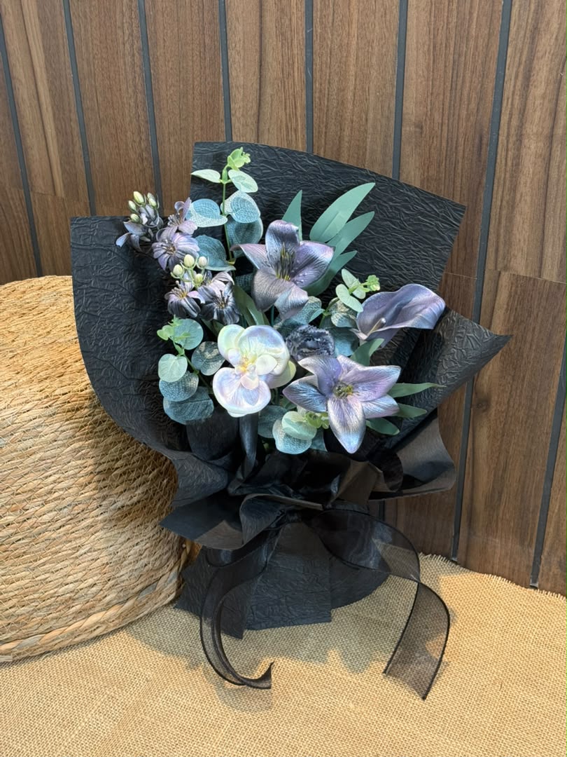 OBSIDIAN BLOOM