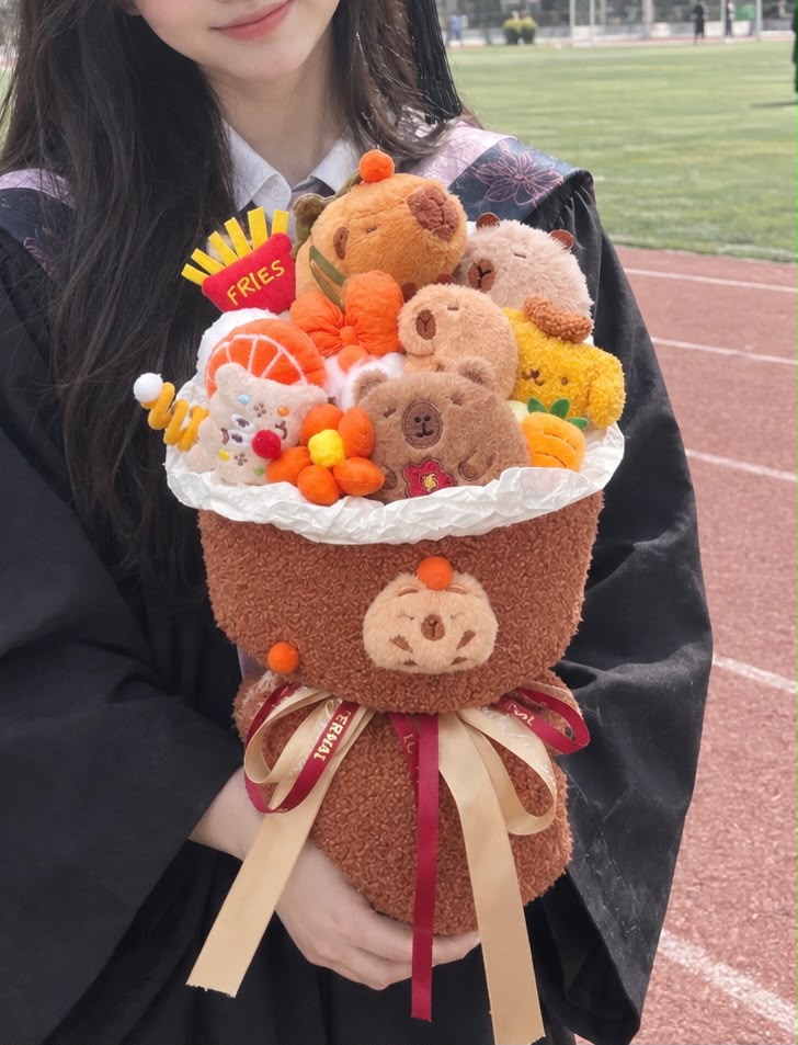 CAPYBARA PLUSH