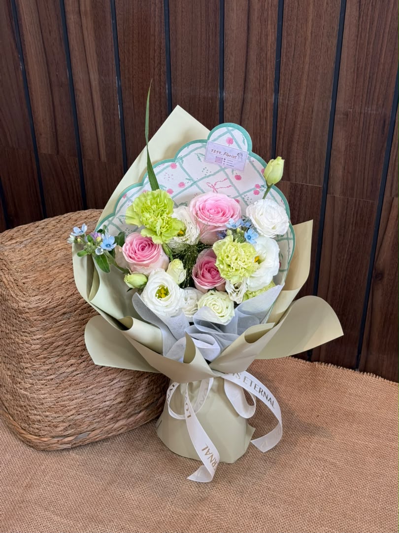ARTISANAL BOUQUET