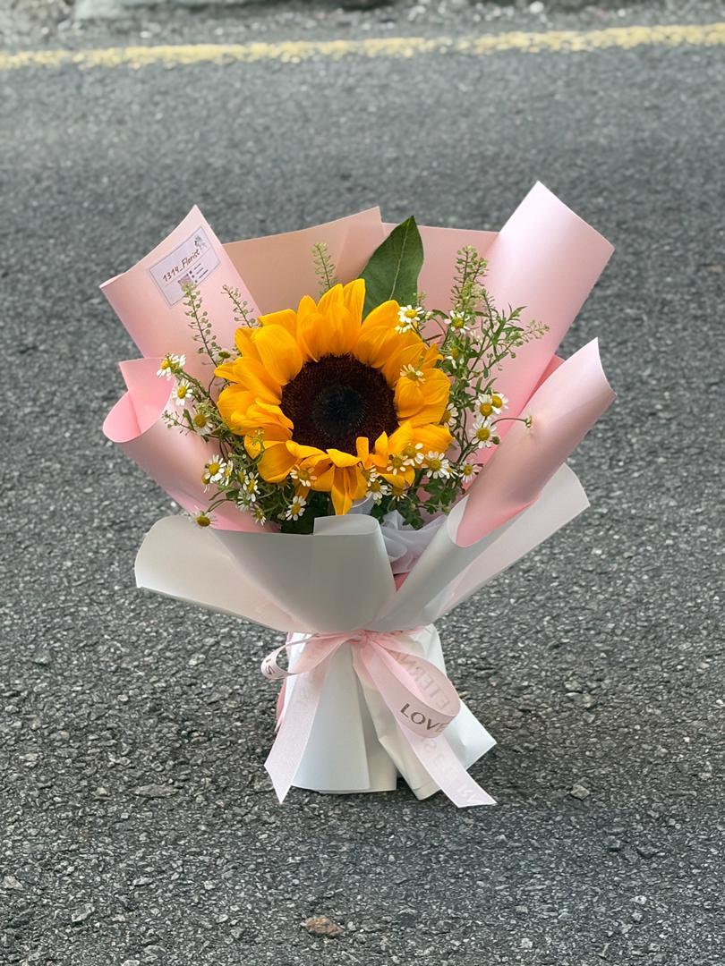 LITTLE SUNSHINE BOUQUET