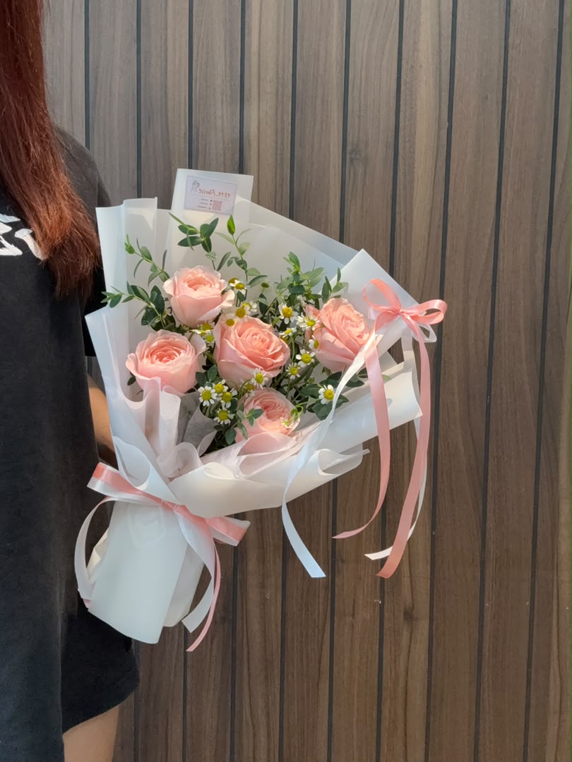 BLUSH DOT