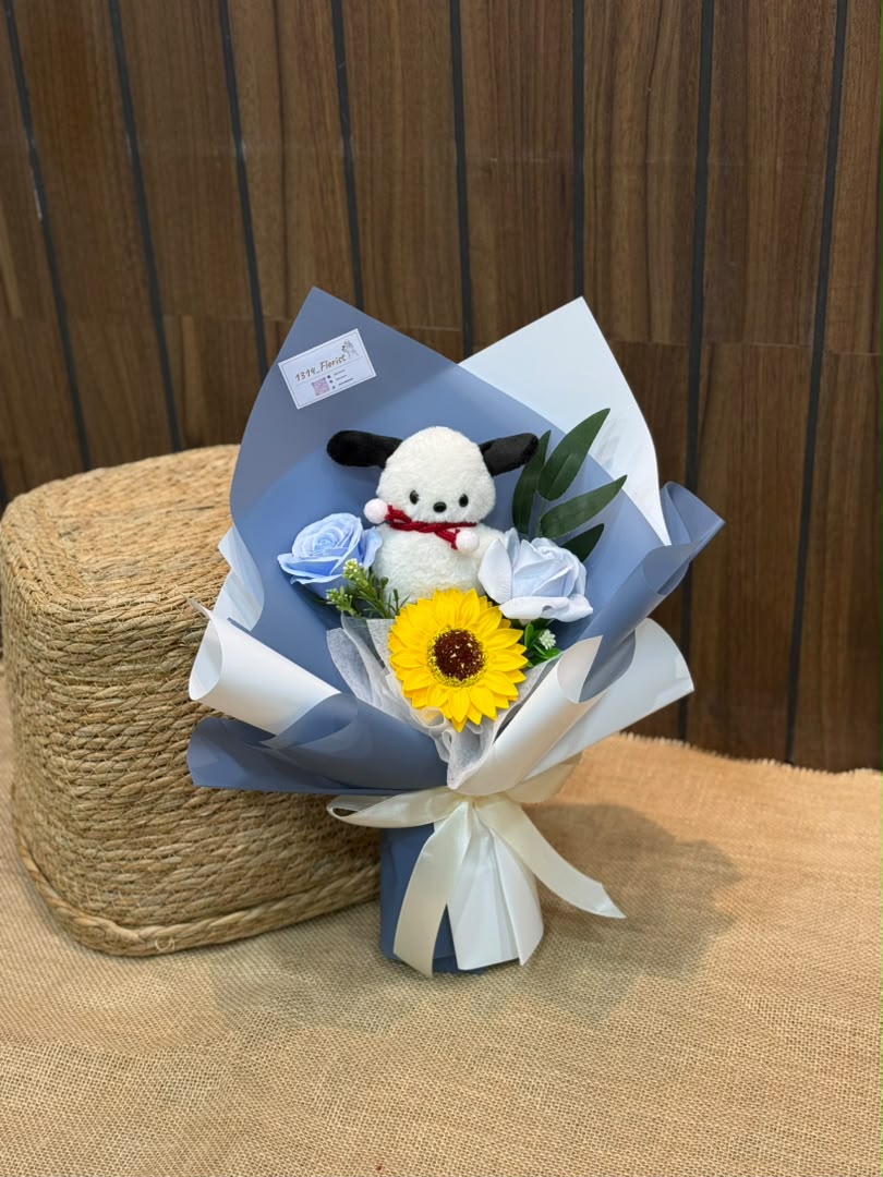 FLUFFY HUG BOUQUET