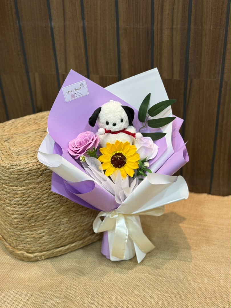 FLUFFY HUG BOUQUET