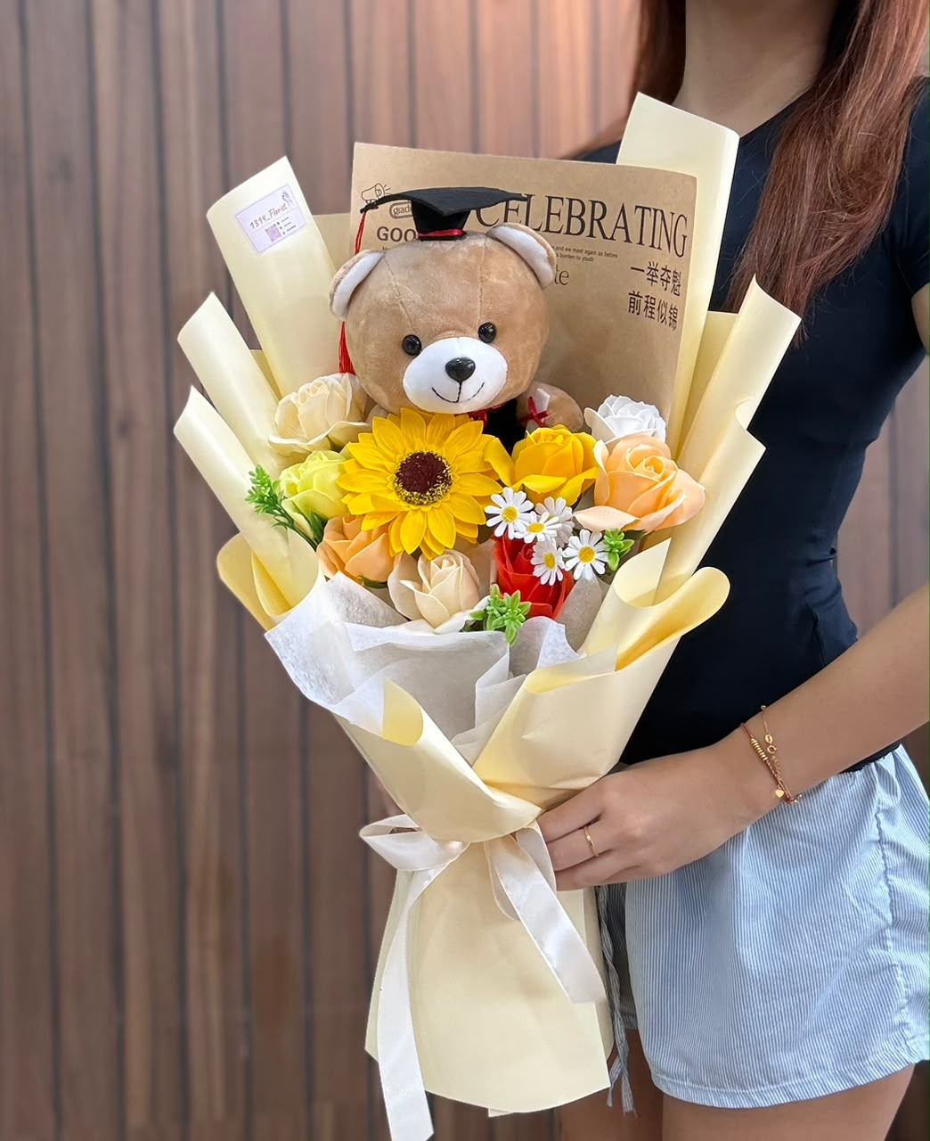 CHARMING TEDDY