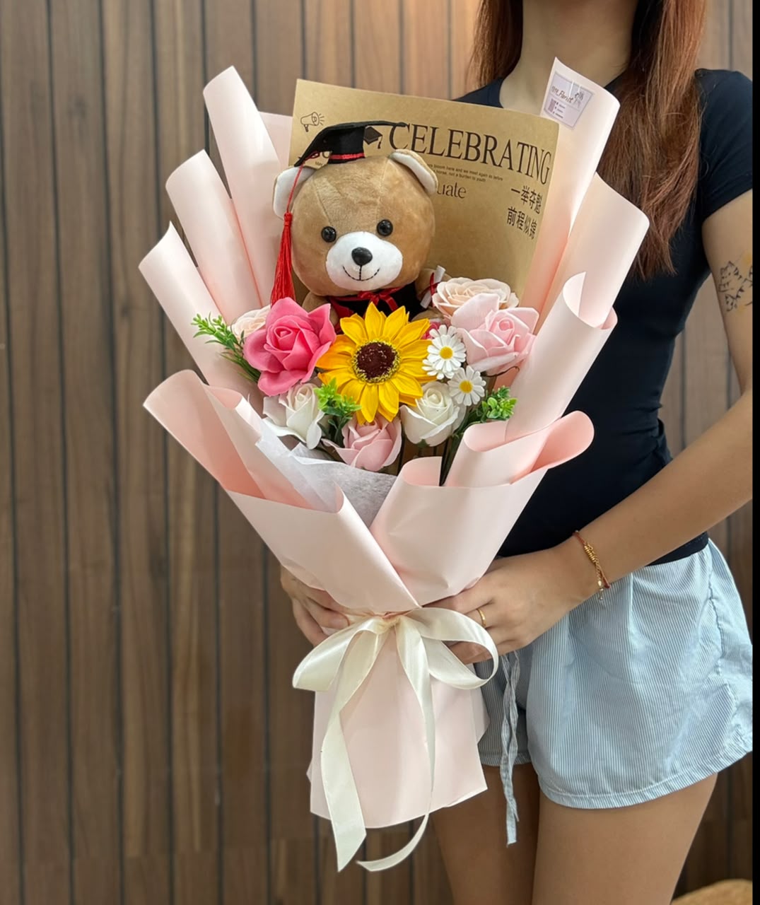 CHARMING TEDDY