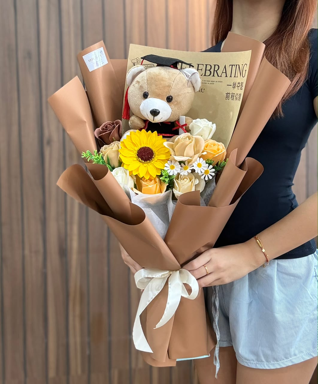 CHARMING TEDDY